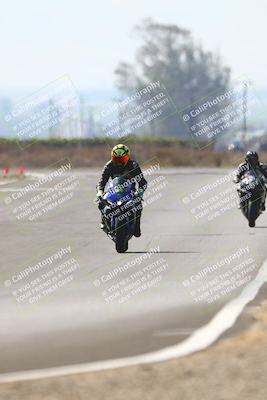 media/Sep-20-2025-TrackDaz (Sat) [[27f0cde673]]/C Group/240pm (Turn 9)/